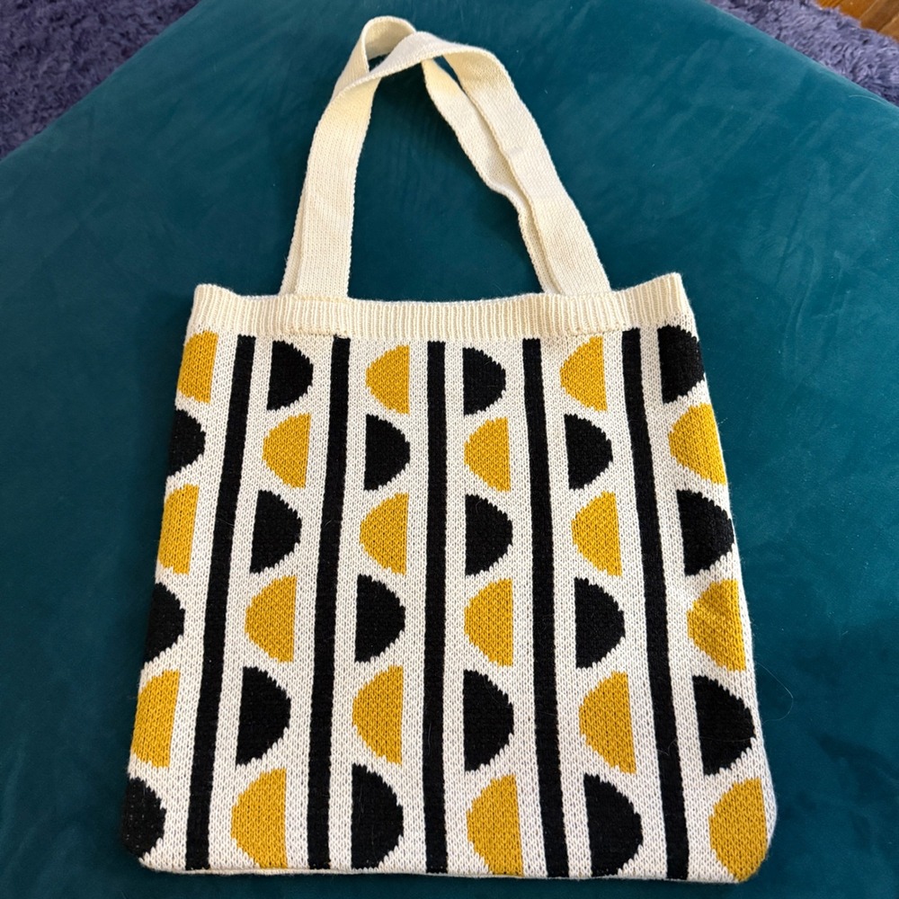 Geometric Knit Tote Bag Cream‎ Black Yellow Canvas Straps